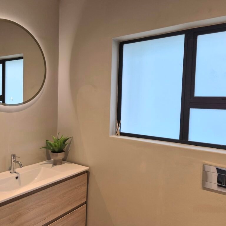 Bathroom 3-1